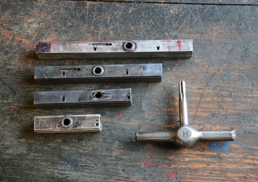 high speed quoins and key