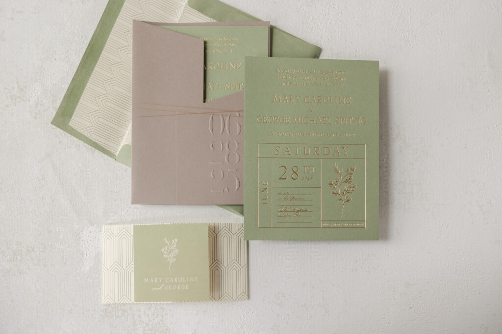 Refined and Romantic Foil-Stamped Wedding Invitations with Modern Gatefold