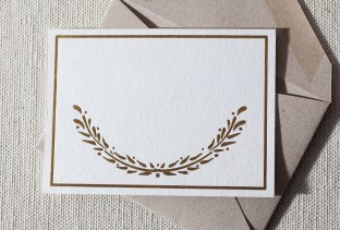 Wreath foil stamped gift tags