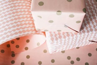 Shimmer wrap
