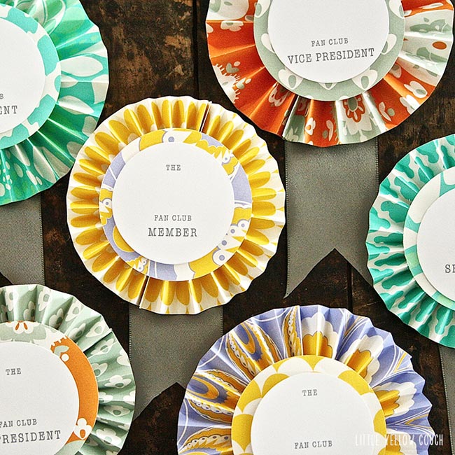 DIY Rosette Pins using Smock Gift Wrap