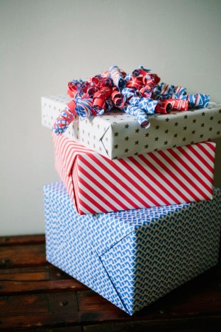 4th of July inspired gift wrap from Smock