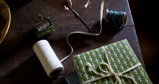 Smock holiday gift wrap