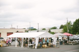 Shoppers at the 2016 Smock Sidewalk Sale