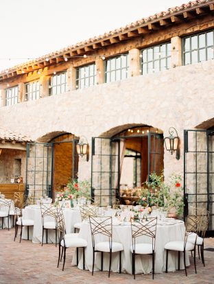 Romantic real wedding at the Silverleaf in Scottsdale, Arizona | Photos by Rachel Solomon Photography
